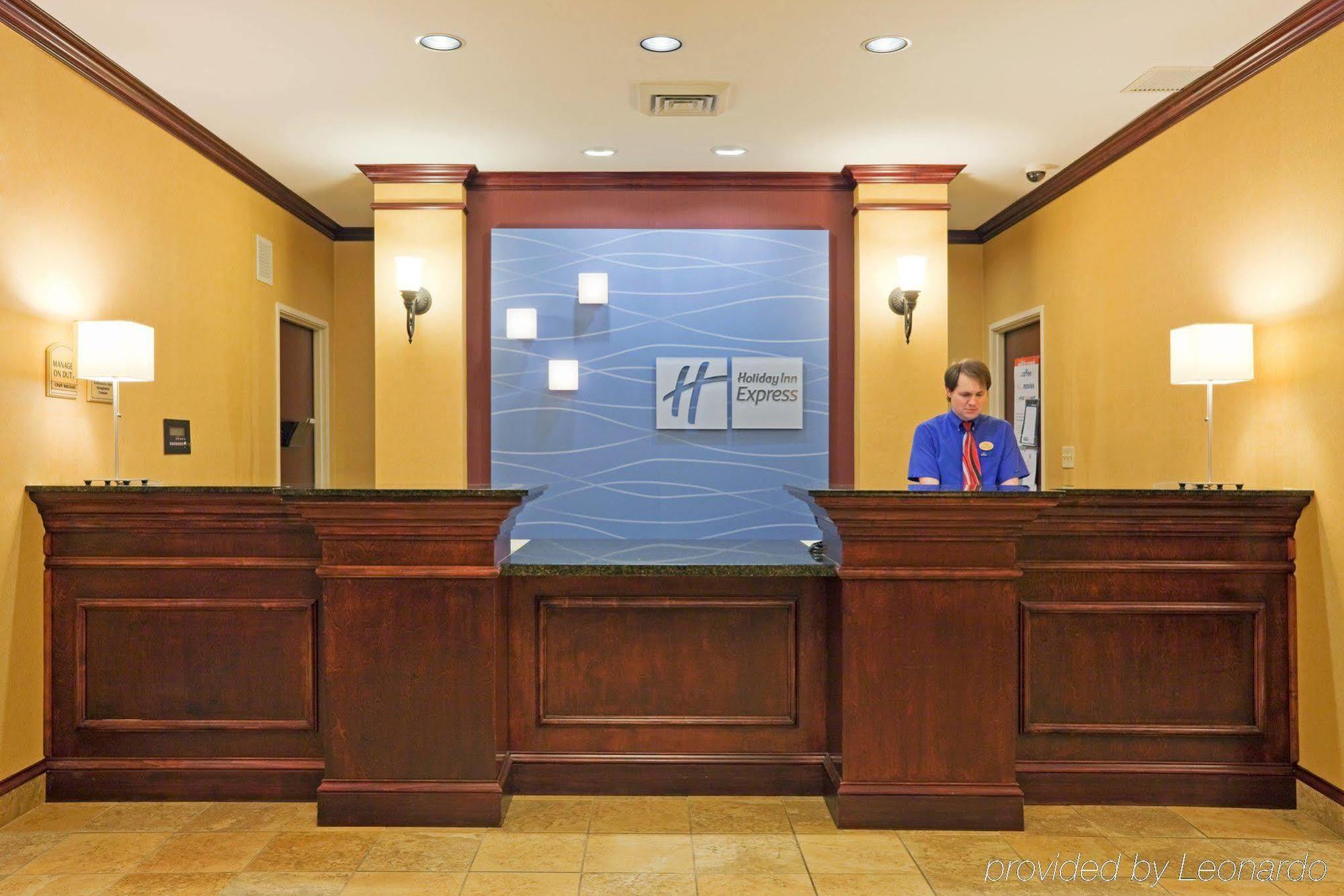 Holiday Inn Express Hotel & Suites Dothan North By Ihg Exterior photo