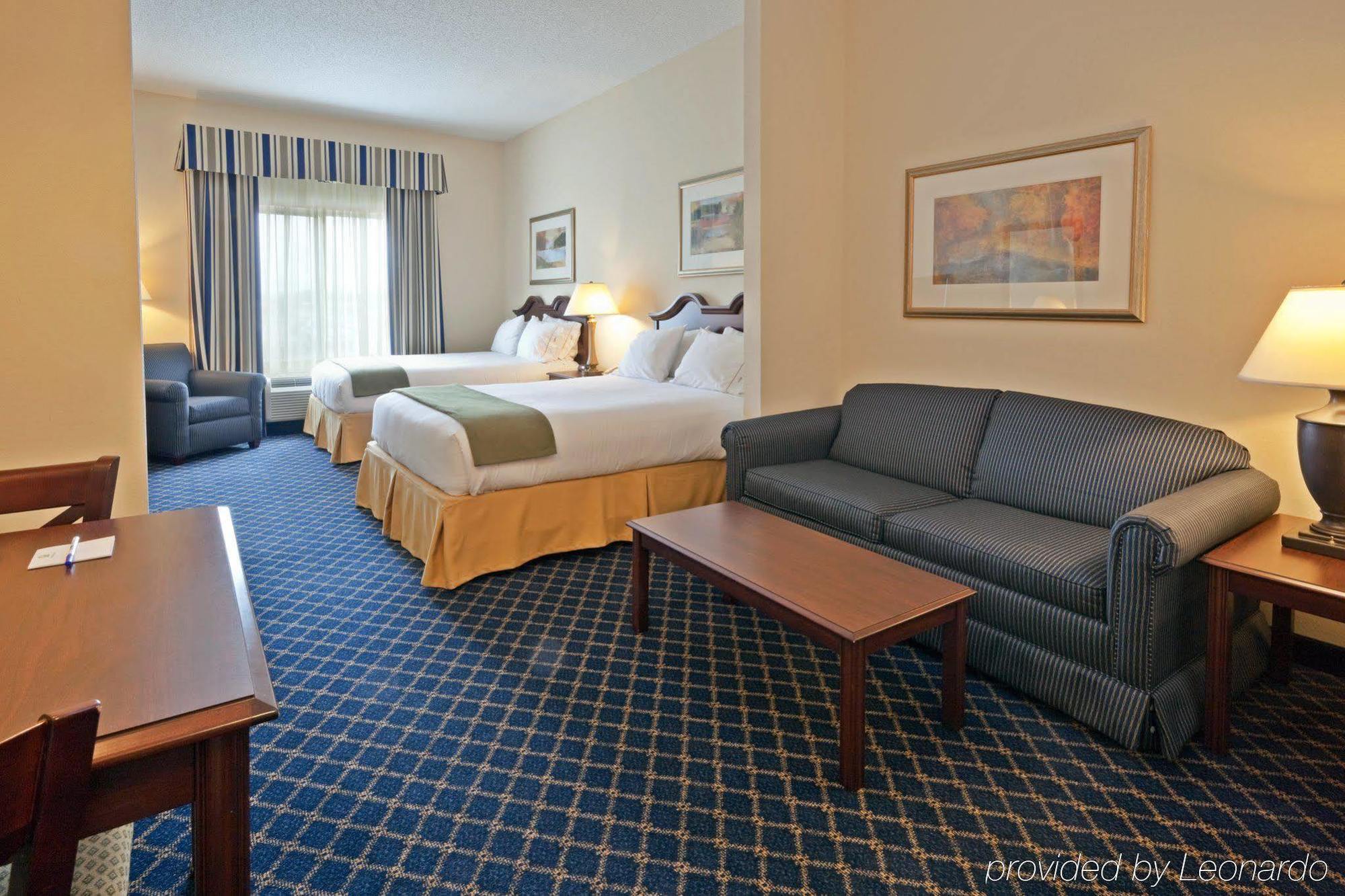 Holiday Inn Express Hotel & Suites Dothan North By Ihg Exterior photo